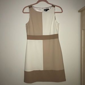 White House Black Market Dress EXCELLENT CONDITION